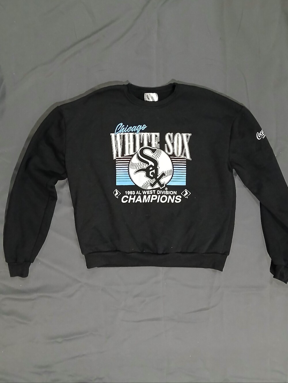 MLB Chicago White Sox Black Crewneck Sweater with Blue and White Logo